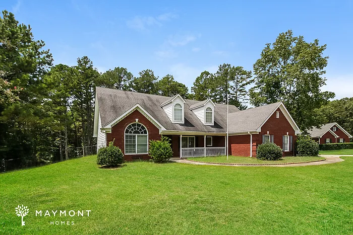 4 bed, 3.0 bath, 2233 sqft, $2,245 — Photo 2