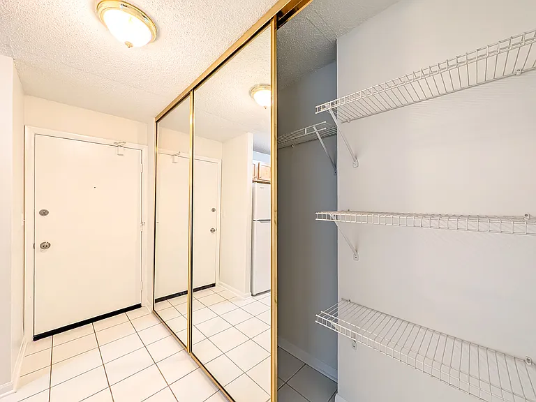1043 S York Rd #406 — Photo 10