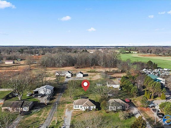 2nd image of 1498 Carter Grove Rd