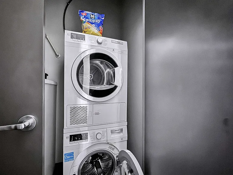 Washer/Dryer