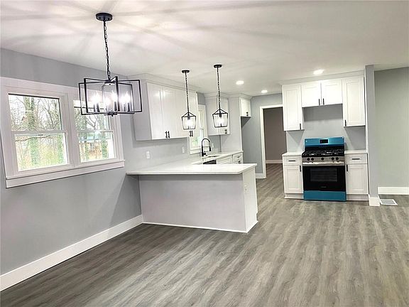 5th image of 1539 Rockingway Dr SW