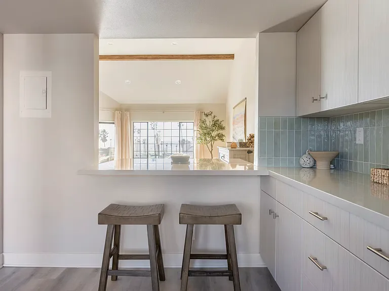570 Terrace View Pl — Photo 14