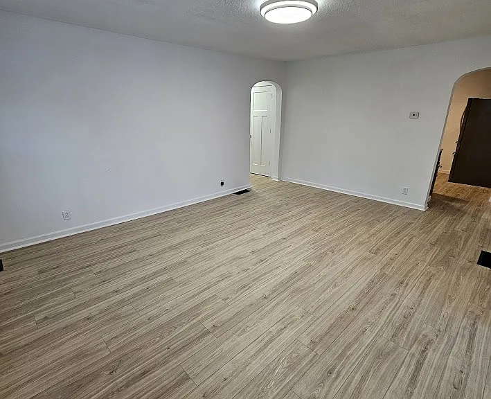 441 Cecil Ave — Photo 38