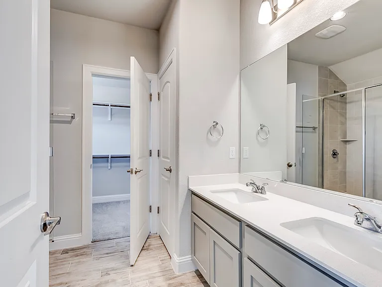 113 Riverhill Dr — Photo 24