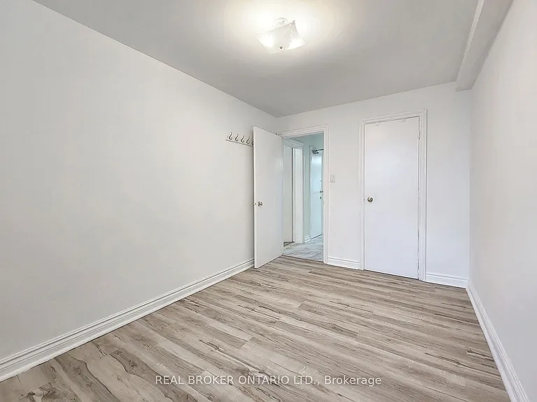 388 Winona Dr #1 — Photo 11