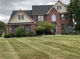 673 Morningside Dr, Grand Blanc, MI