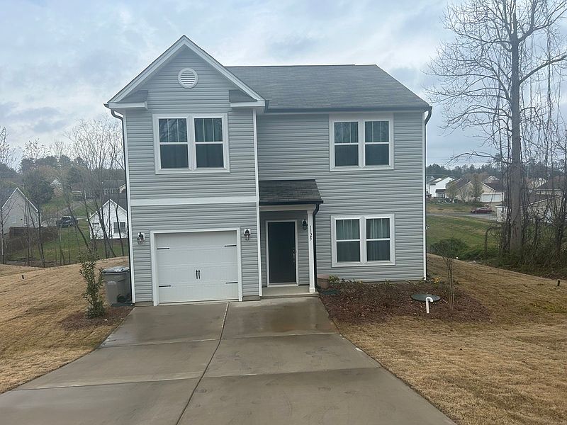 1st image of 1125 Laurel Woods Dr