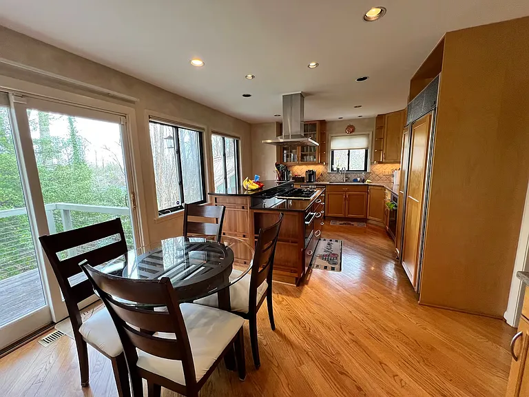 7308 Hooking Rd — Photo 3