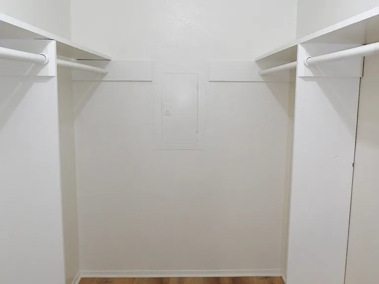 3100 Elizabeth St #101 — Photo 13
