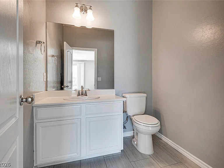 12321 Silvana St — Photo 25