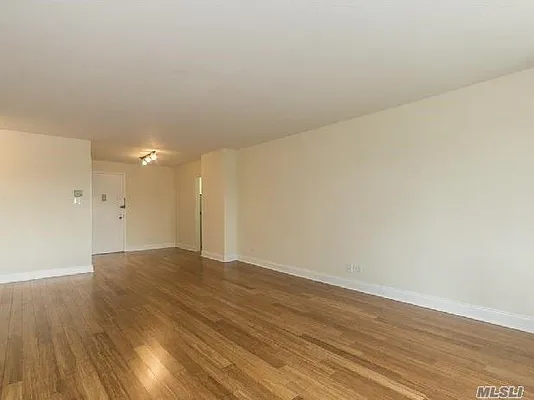 Sold by Century 21 Bay Benjamin | media 7