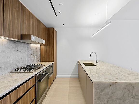 5th image of 165 Lexington Ave APT 7E