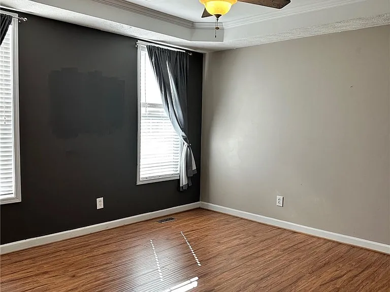 3912 Barclay Way — Photo 8