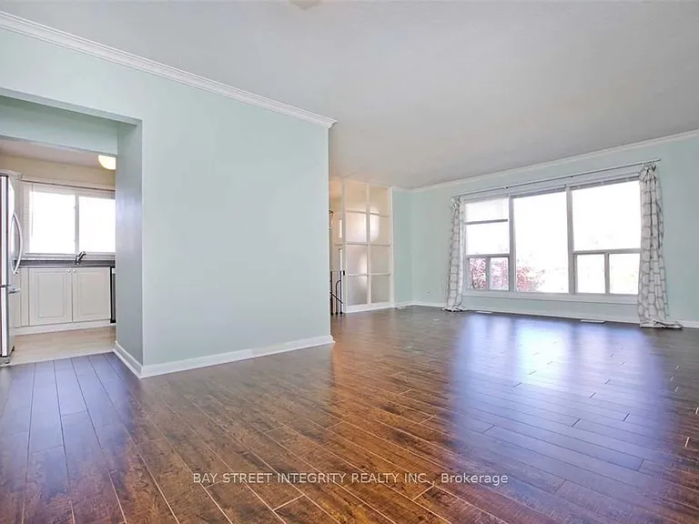 60 Hesketh Ct — Photo 7