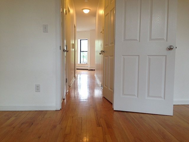 1st image of 338 Lafayette Ave #3
