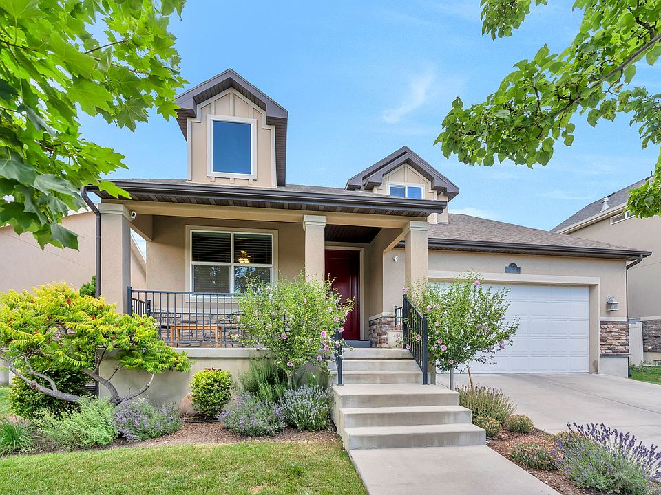 1st image of 203 E Saint Germain Way