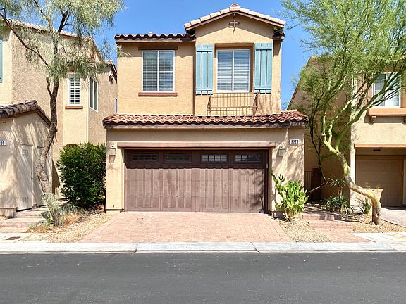 3rd image of 9326 Aspen Shadow St