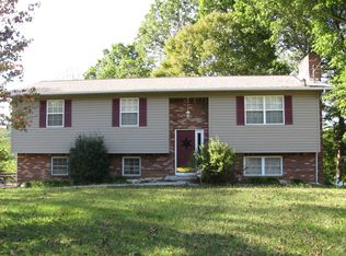 126 Overlook Ln, Clinton, TN 37716