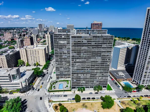 340 W Diversey Pkwy APT 1016, Chicago, IL 60657