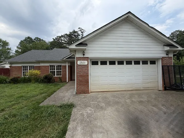 2501 Burkholder Rd, Charlotte, NC 28214
