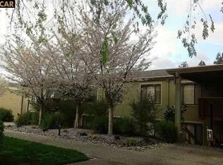 1131 Oakmont Dr APT 2, Walnut Creek, CA 94595