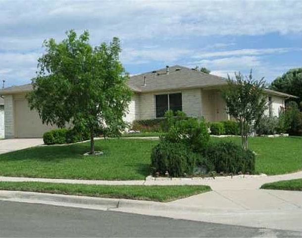 1st image of 3821 Julianas Way