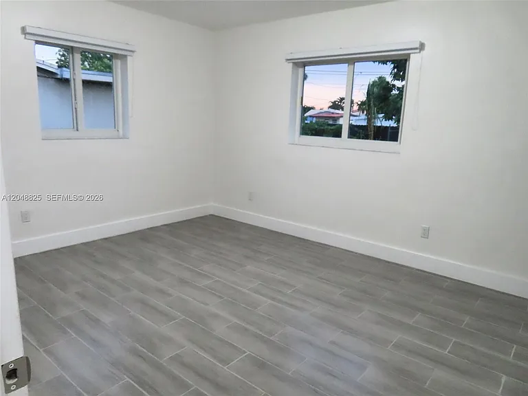 1030 SW 96th Ave — Photo 13