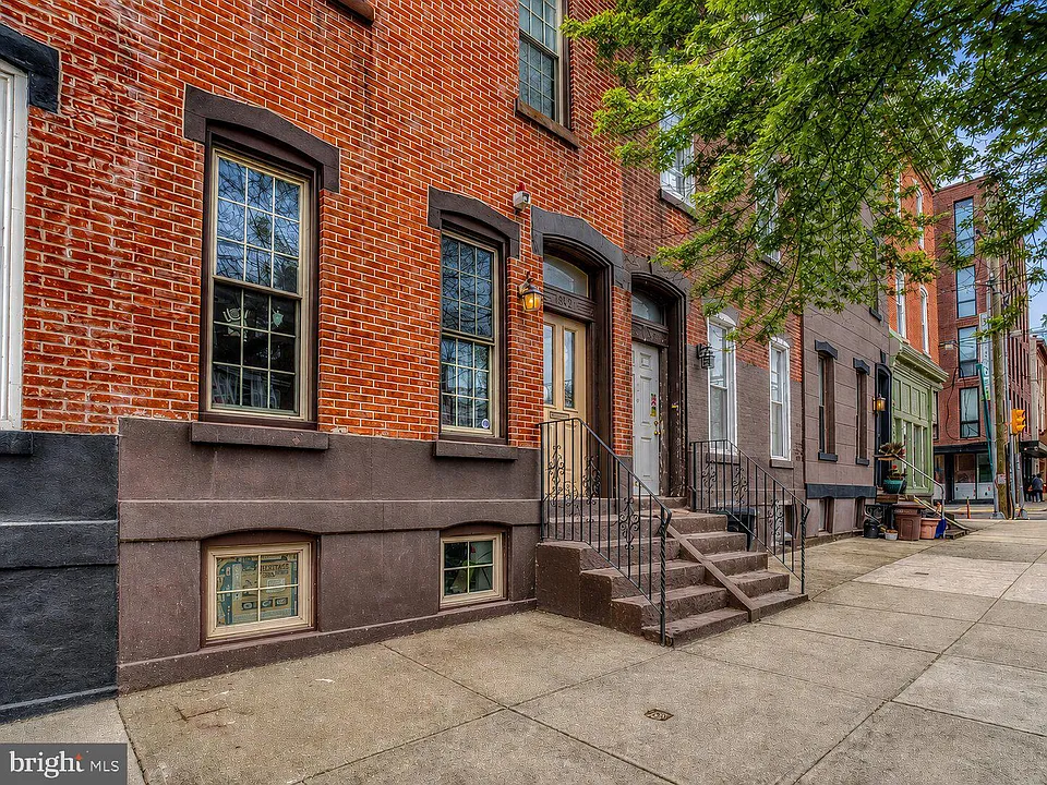 2542 W Girard Ave #2
