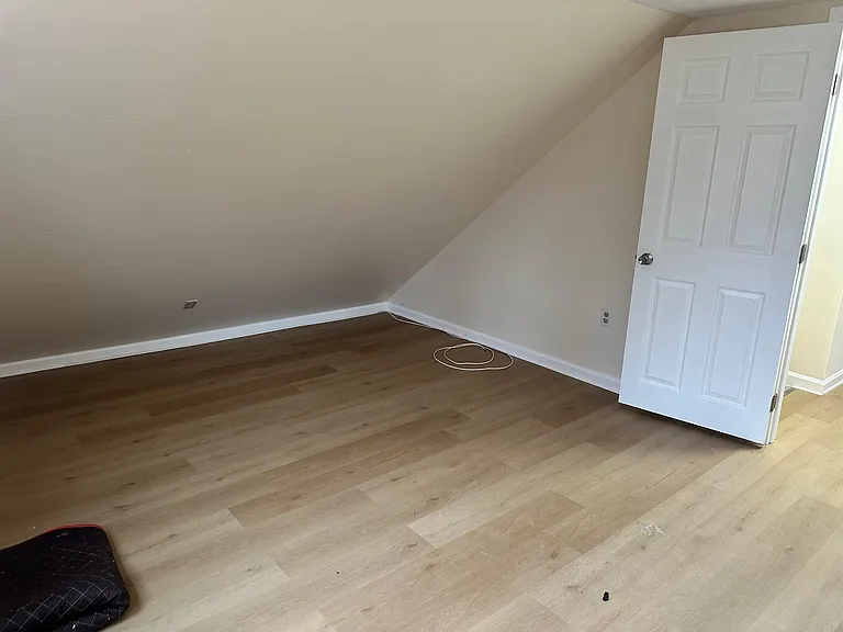 18 Tobin Ave — Photo 9