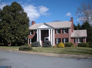 1401 Foxbrook Ln, Charlottesville, VA 22901