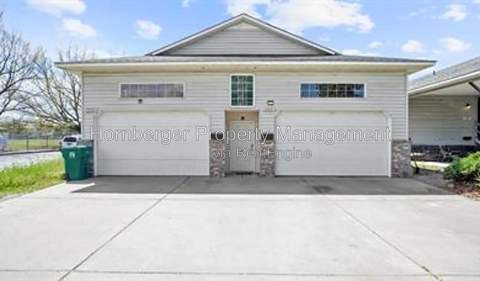 3 bed, 2.0 bath, 1939 sqft, $1,895 — Photo 1