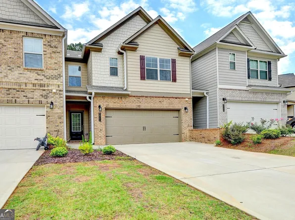 3841 Prospect Point Dr, Oakwood, GA 30566