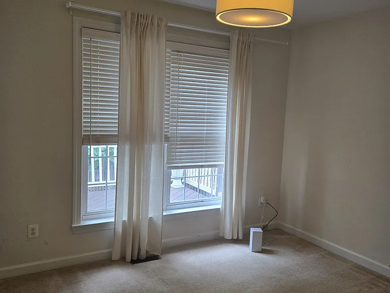10225 Everley Ter — Photo 12