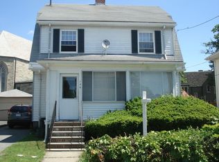126 Clay St, Quincy, MA 02170