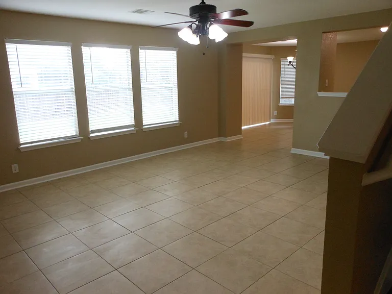 617 San Augustine Blvd — Photo 6