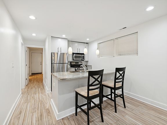 5th image of 2052 N Campbell Ave APT Ge