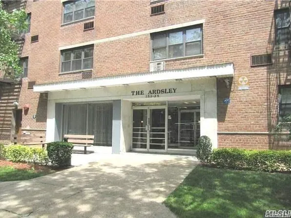 153-25 88th St APT 4N, Howard Beach, NY 11414
