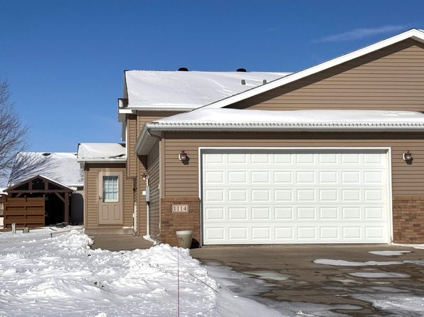 1114 3rd Ave NE #1114