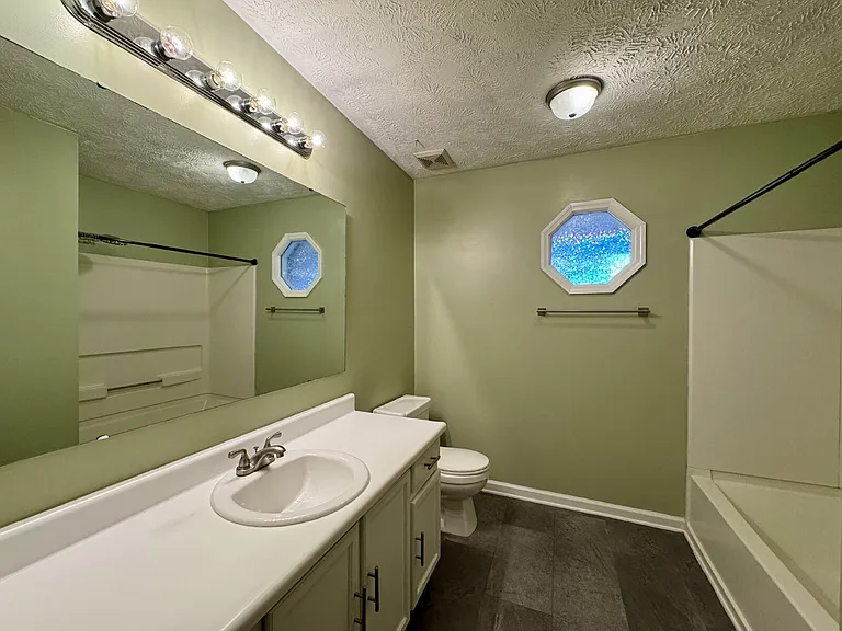 115 Zane Dr — Photo 11