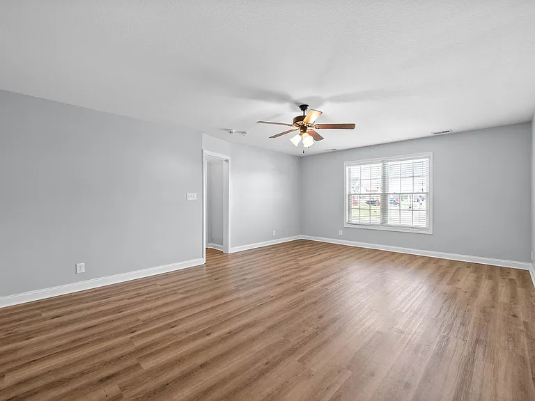 1320 Canyon Pl — Photo 17