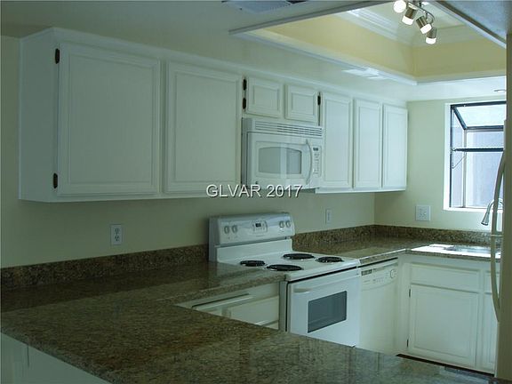 3rd image of 1878 Camino Verde Ln
