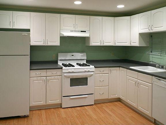 2nd image of 14 Kenmar Dr Unit 106