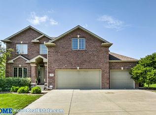 2441 Ridgeline Dr, Lincoln, NE 68512