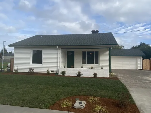 3915 Scenic Dr, Eugene, OR 97404