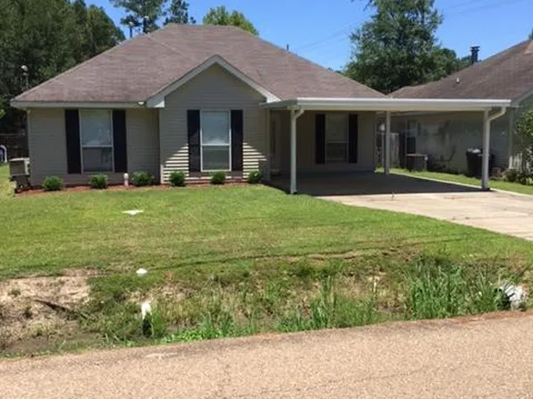 613 Chevreuil St, Mandeville, LA 70448