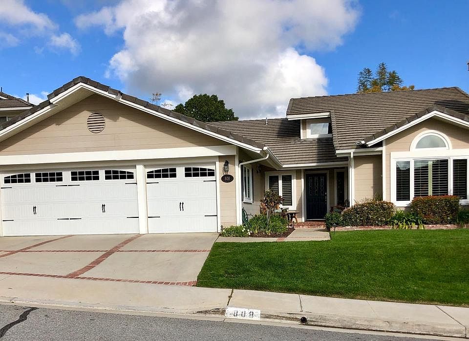 1st image of 808 Admiral Way