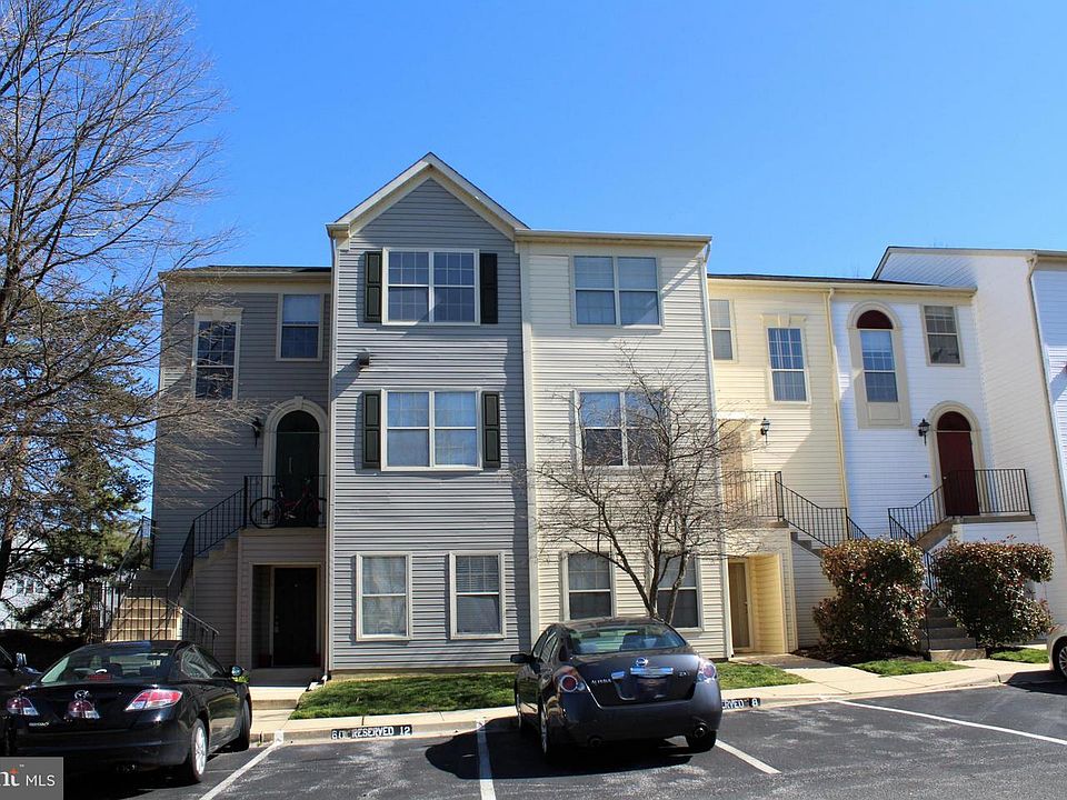 1st image of 60 Sandstone Ct APT A