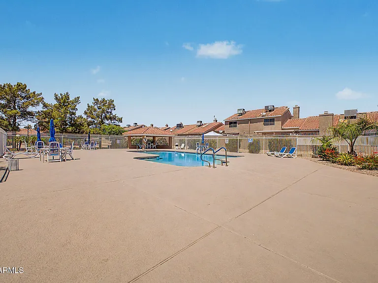 3510 E Hampton Ave #17 — Photo 44