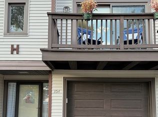 354 Old Meadow, East Amherst, NY 14051