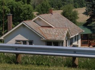 3173 Greenville Rd, Cortland, OH 44410